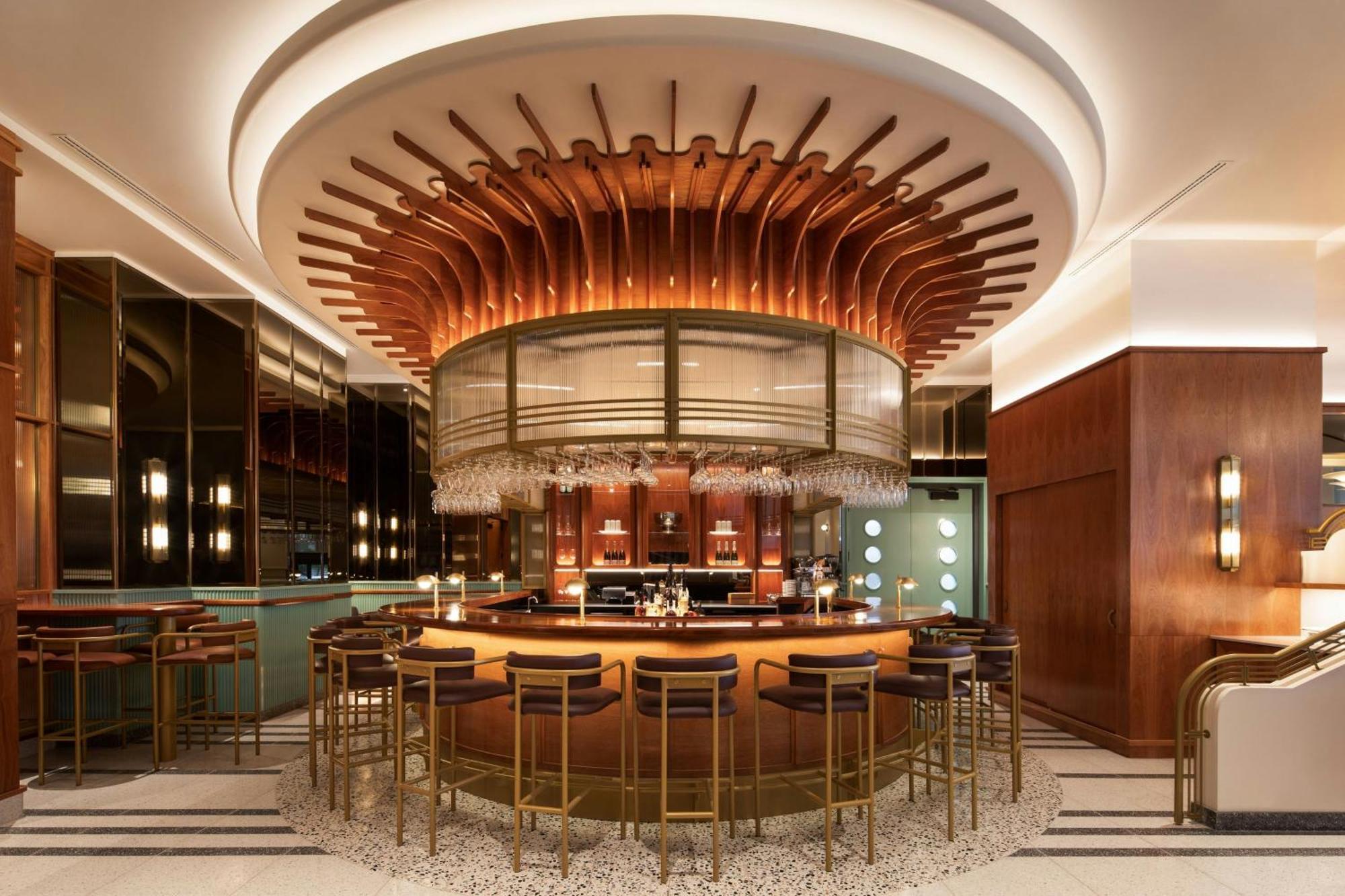 Honeyrose Hotel, Montreal, A Tribute Portfolio Hotel Zewnętrze zdjęcie The bar at the London Edition